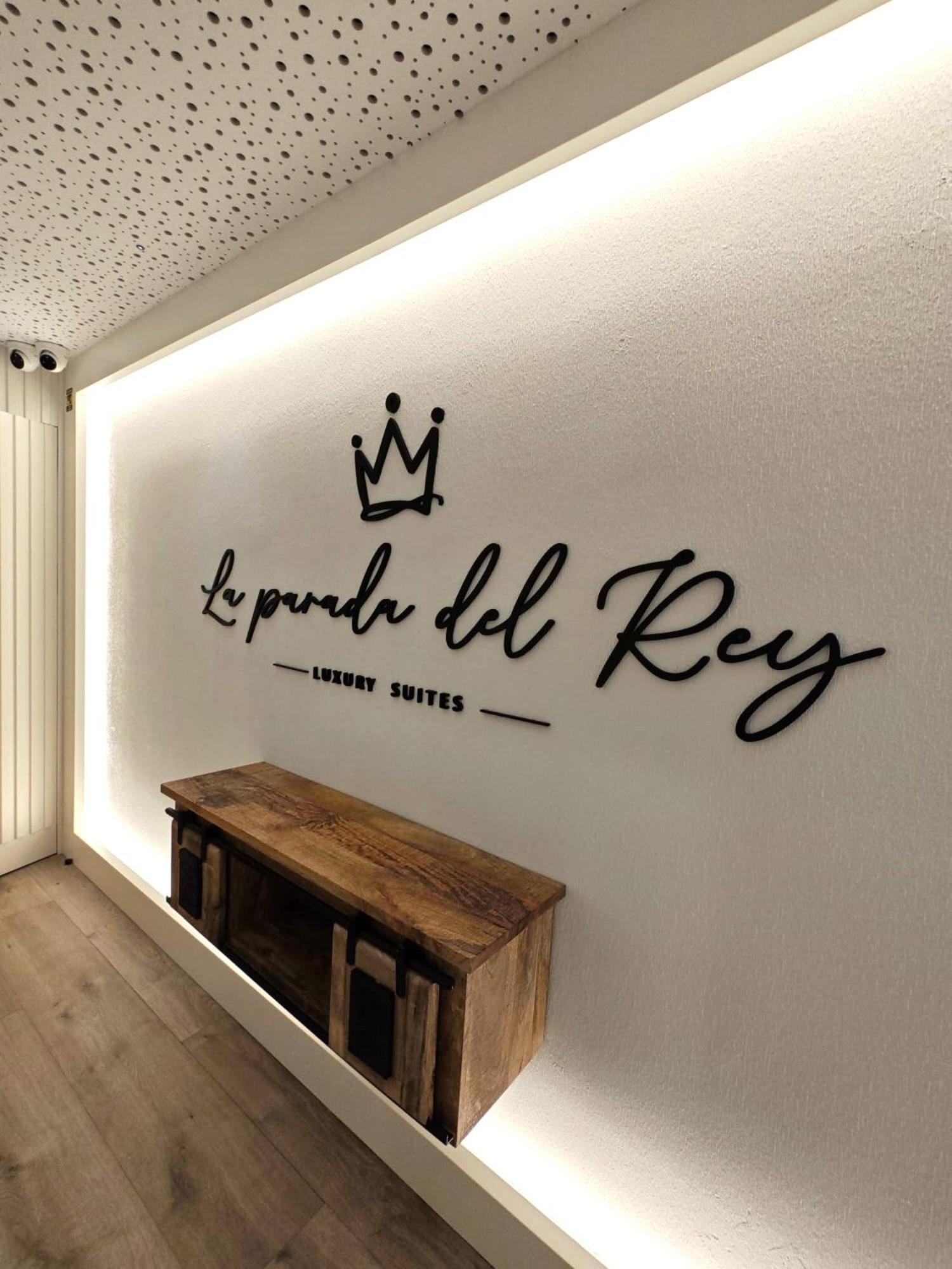 La Parada Del Rey - Luxury Suites Plasencia Dış mekan fotoğraf