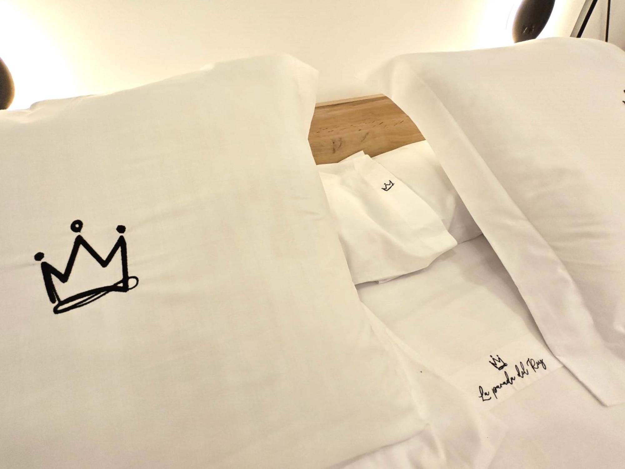 La Parada Del Rey - Luxury Suites Plasencia Dış mekan fotoğraf