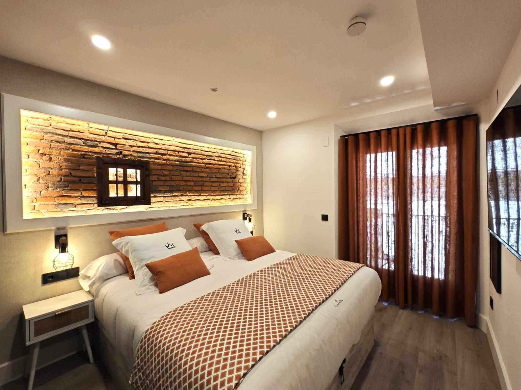 La Parada Del Rey - Luxury Suites Plasencia Dış mekan fotoğraf